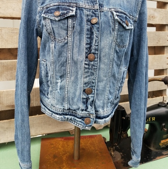 American Eagle denim jean jacket - Picture 3 of 7